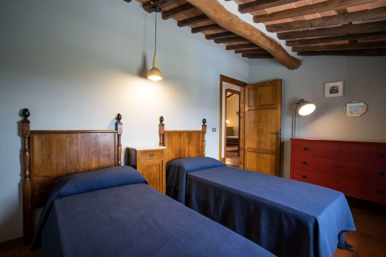 Ampio Completamente Rinnovato Con Vista E Piscina Lucca