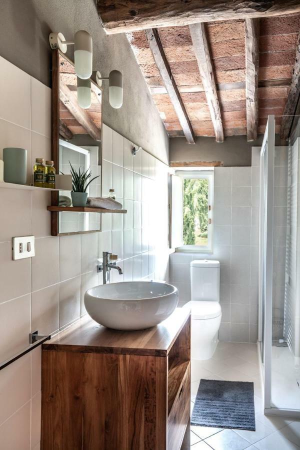 Ampio Completamente Rinnovato Con Vista E Piscina Apartment *